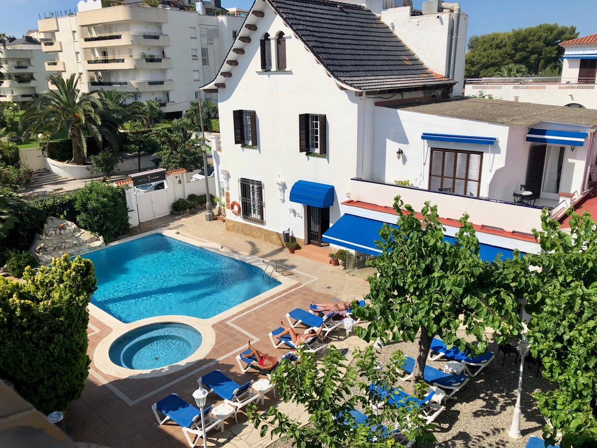 Hotel Capri Sitges Exterior foto