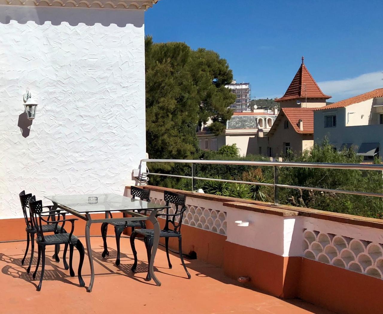 Hotel Capri Sitges Exterior foto